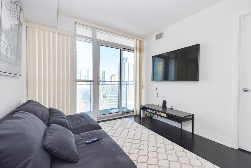 Best Location With Lake & City Views Plus Parking Toronto Zewnętrze zdjęcie