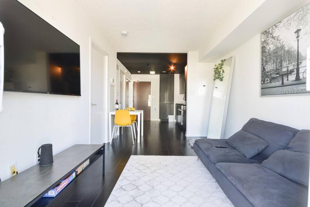 Best Location With Lake & City Views Plus Parking Toronto Zewnętrze zdjęcie